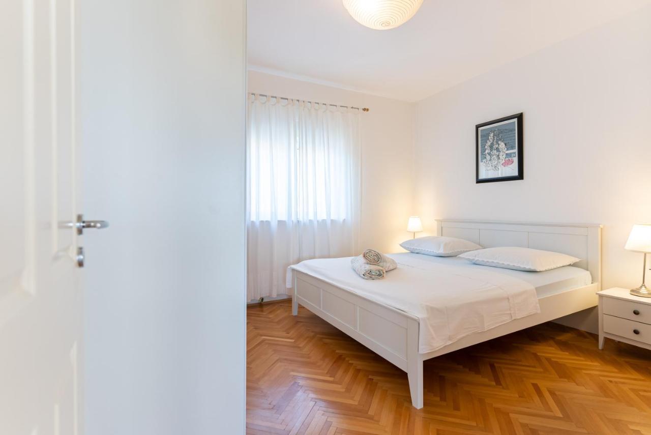 Apartment Luno Kaštela エクステリア 写真