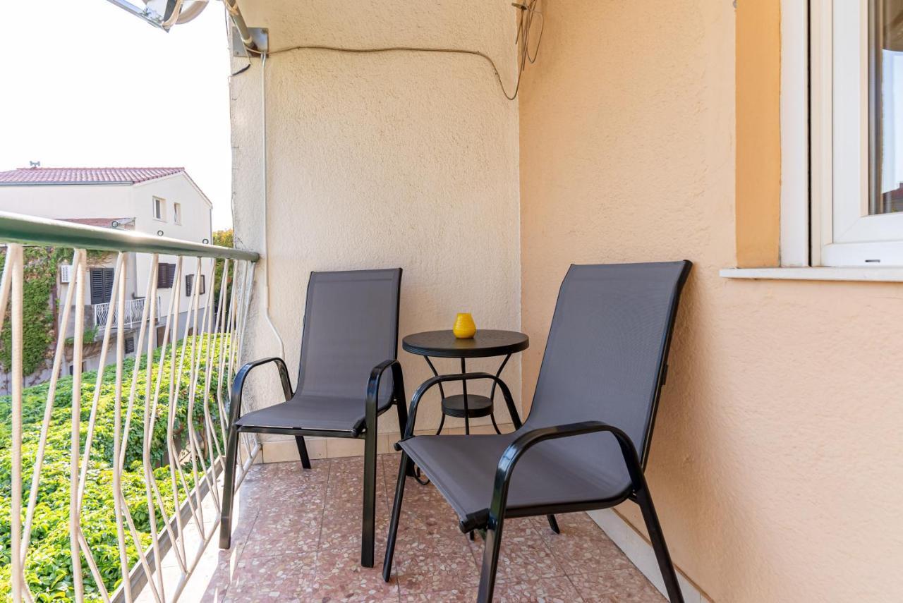 Apartment Luno Kaštela エクステリア 写真