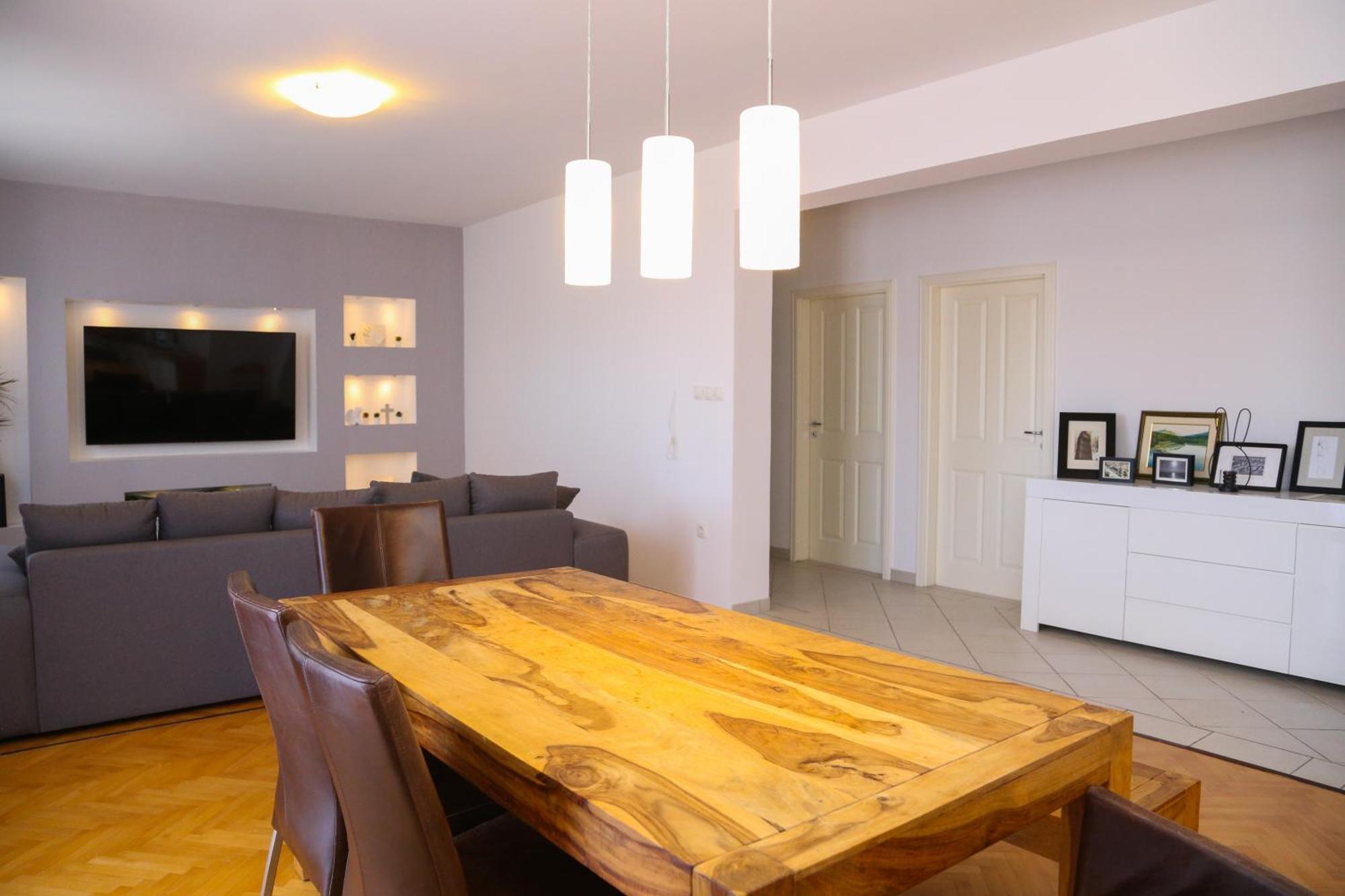 Apartment Luno Kaštela エクステリア 写真