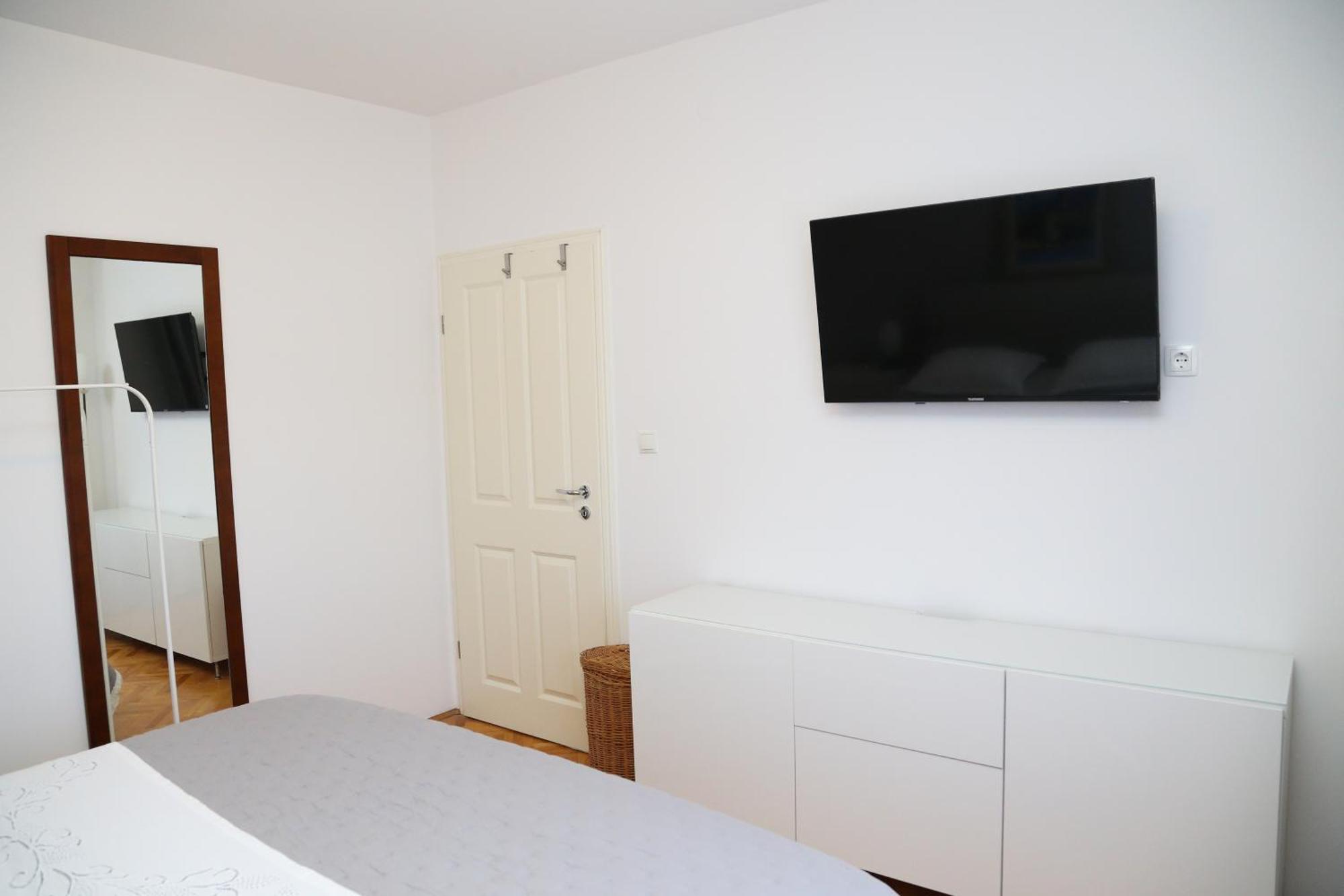 Apartment Luno Kaštela エクステリア 写真